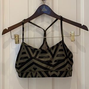 Lululemon Flow Y sports bra black and army green